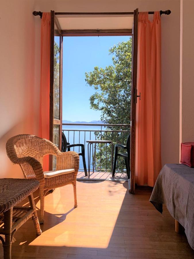 Villa Angelina Guest House Cannero Riviera Bagian luar foto