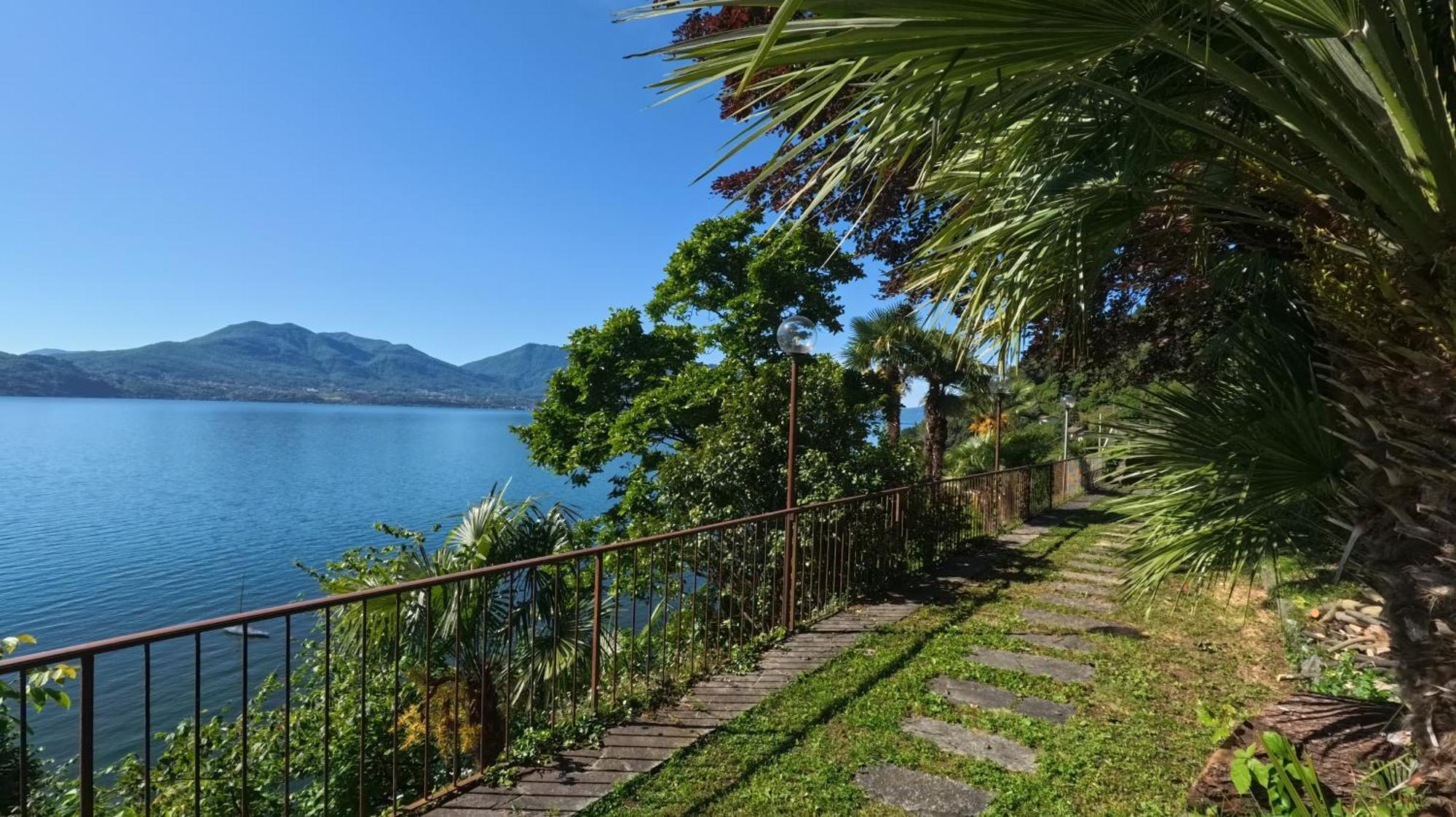 Villa Angelina Guest House Cannero Riviera Bagian luar foto