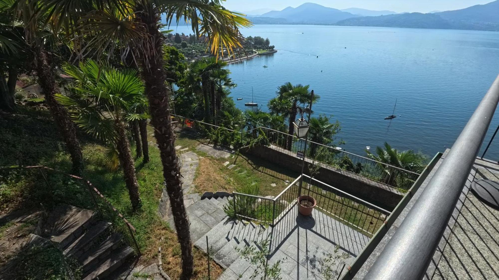 Villa Angelina Guest House Cannero Riviera Bagian luar foto
